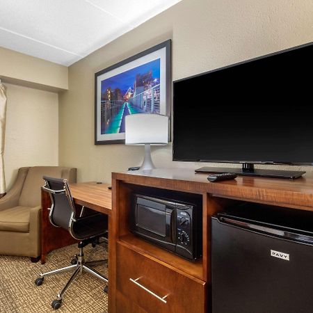 Comfort Inn & Suites Hamilton Place Чаттануга Экстерьер фото