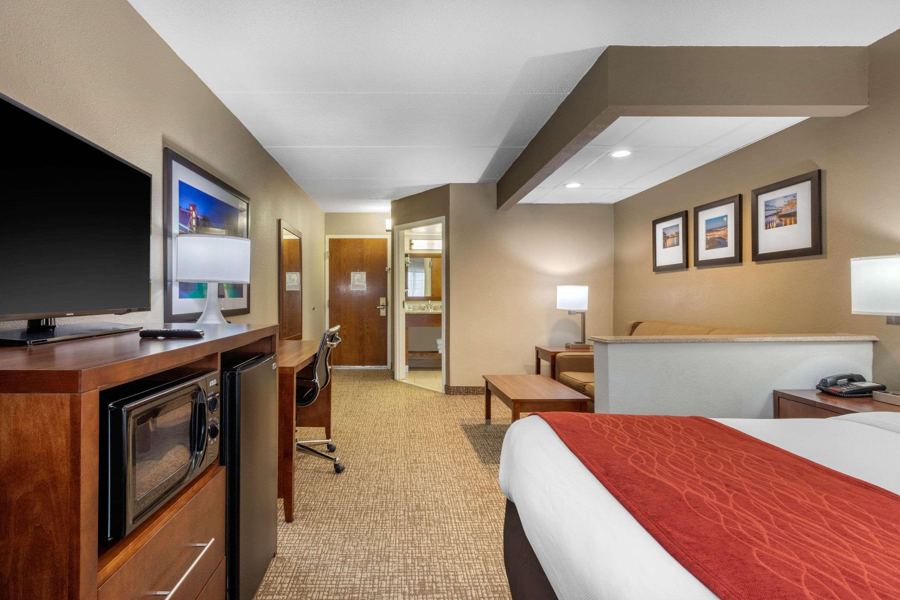 Comfort Inn & Suites Hamilton Place Чаттануга Экстерьер фото