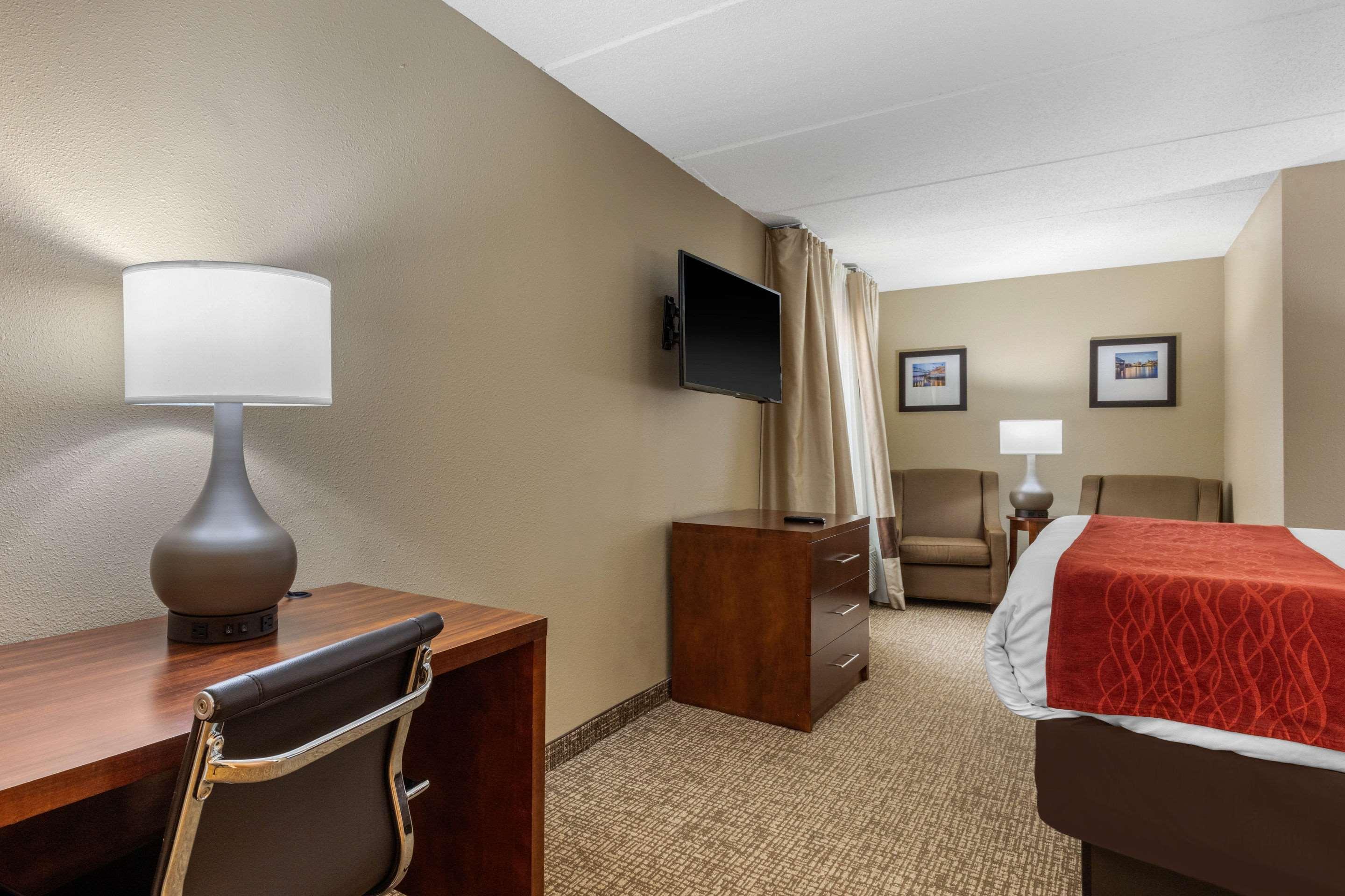 Comfort Inn & Suites Hamilton Place Чаттануга Экстерьер фото