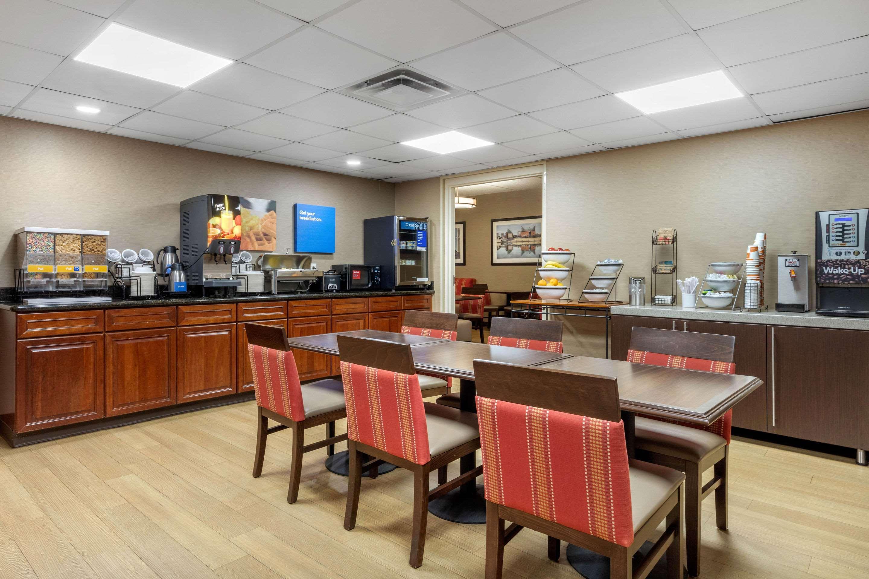 Comfort Inn & Suites Hamilton Place Чаттануга Экстерьер фото