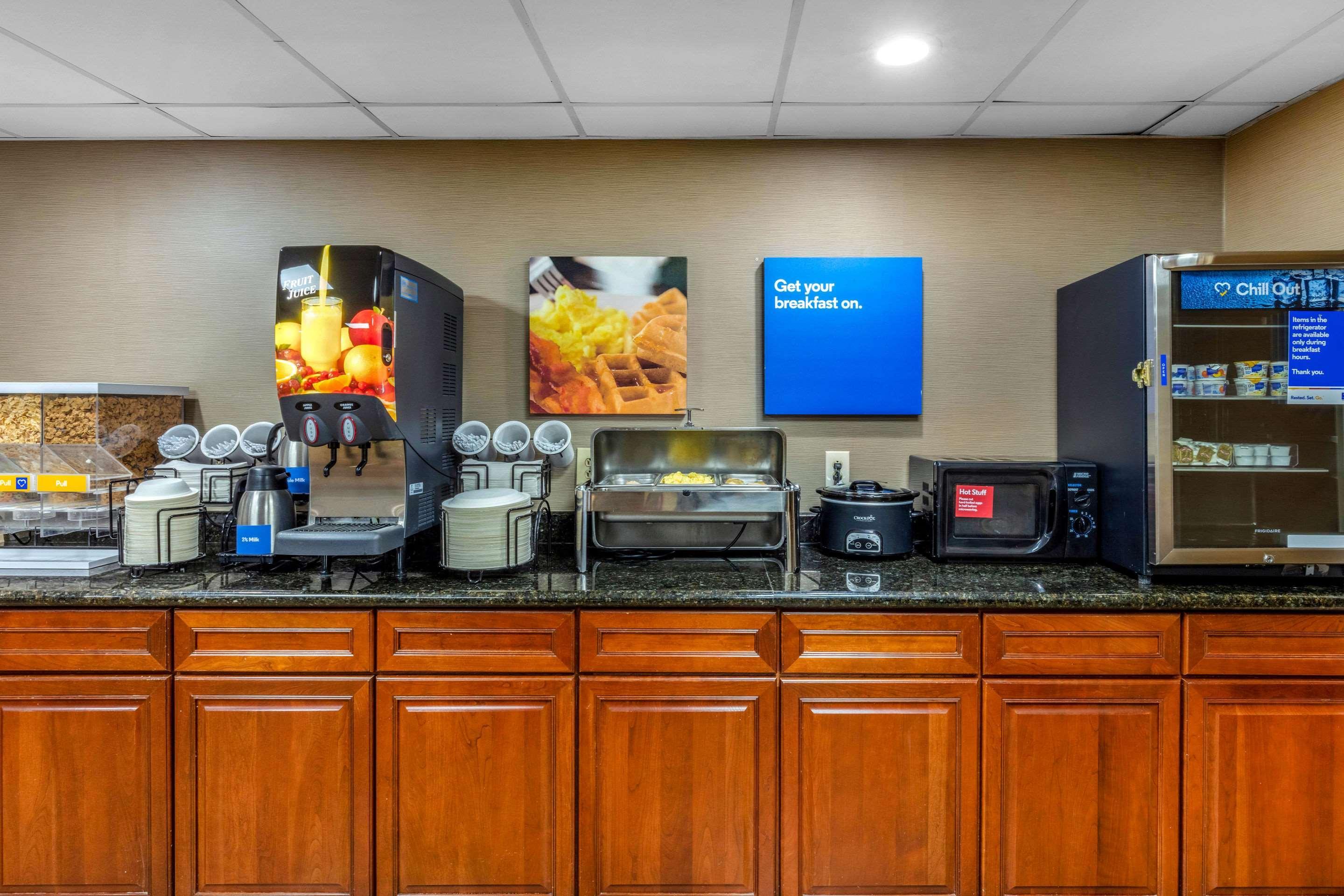 Comfort Inn & Suites Hamilton Place Чаттануга Экстерьер фото
