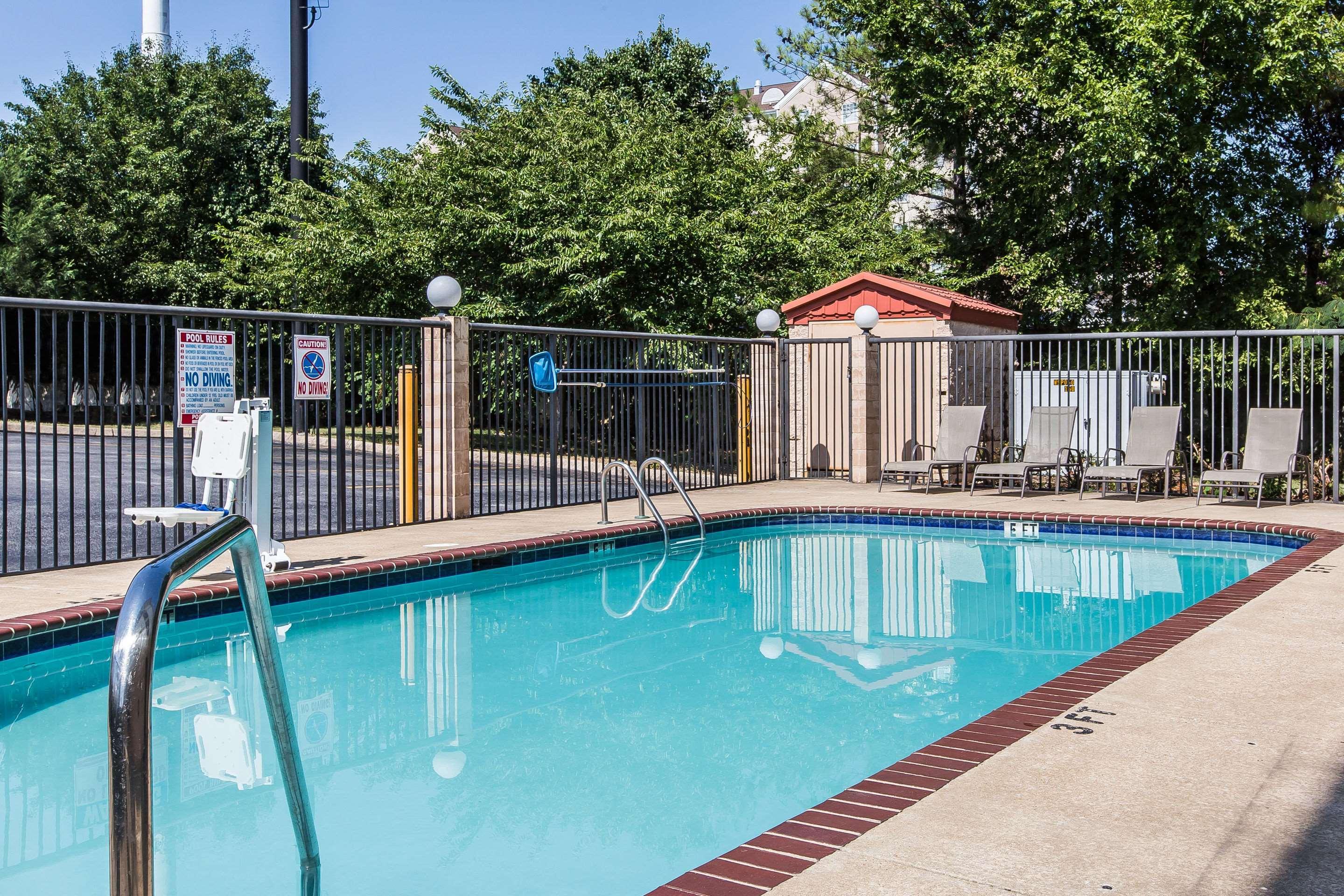 Comfort Inn & Suites Hamilton Place Чаттануга Экстерьер фото