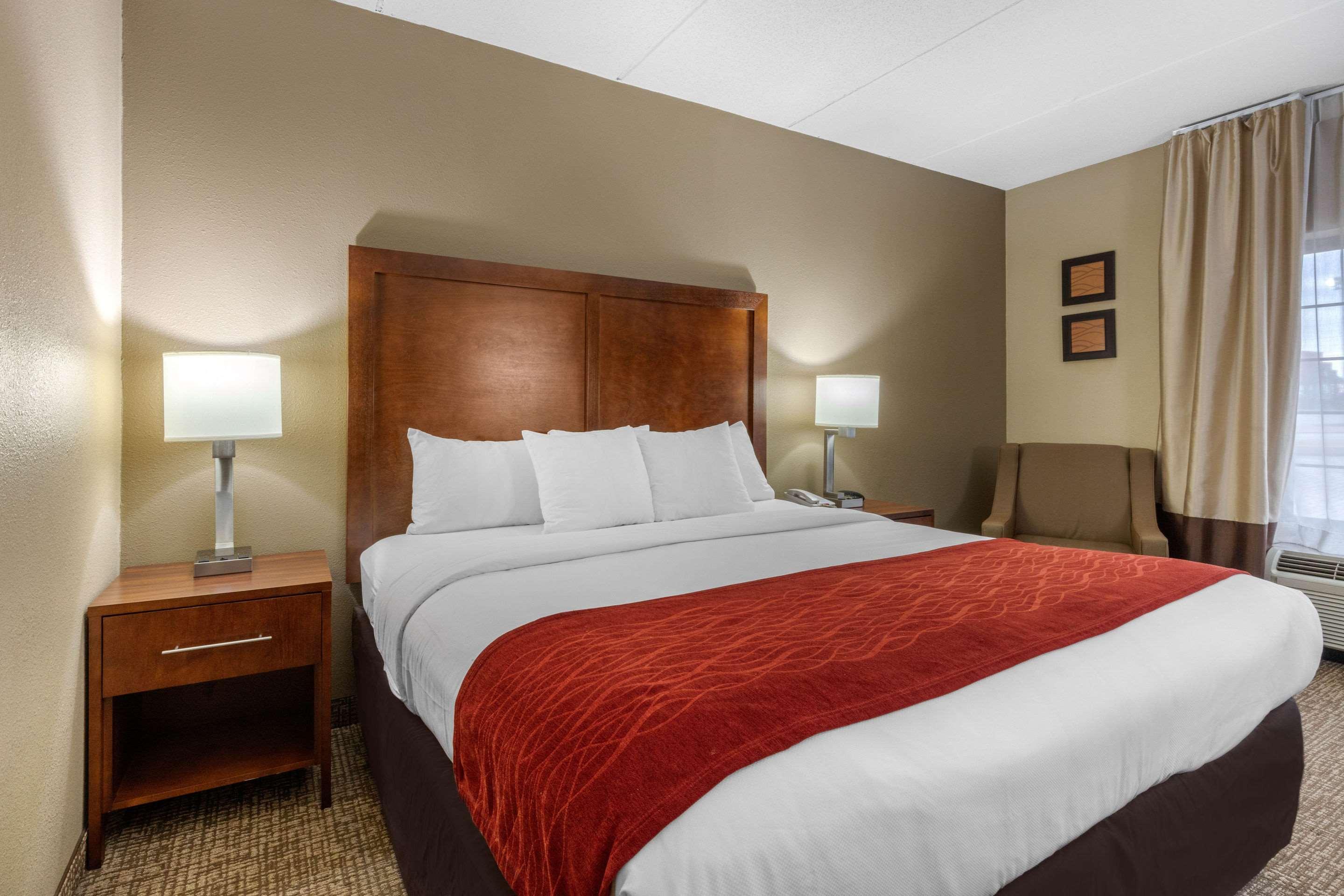 Comfort Inn & Suites Hamilton Place Чаттануга Экстерьер фото