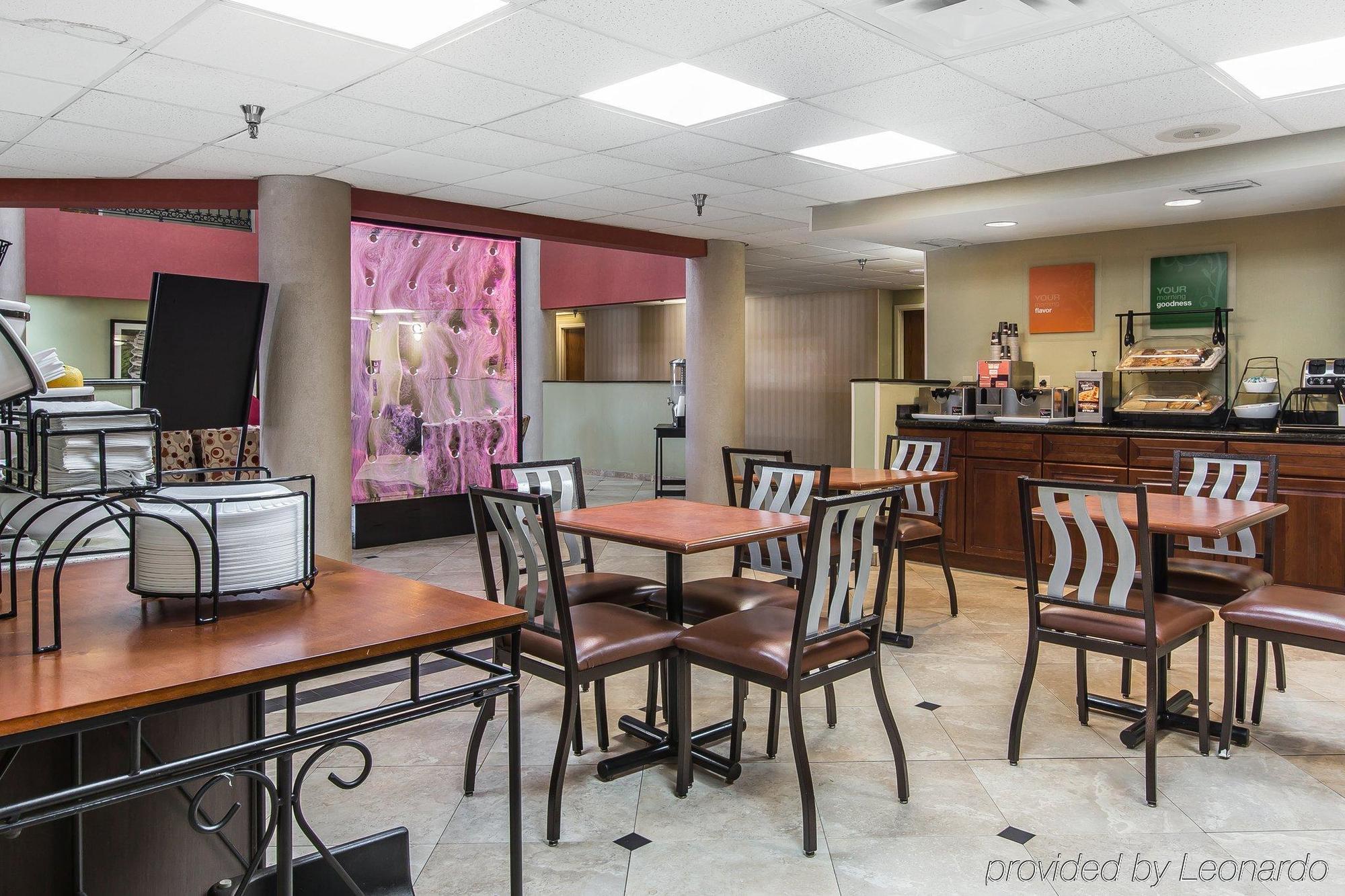 Comfort Inn & Suites Hamilton Place Чаттануга Экстерьер фото
